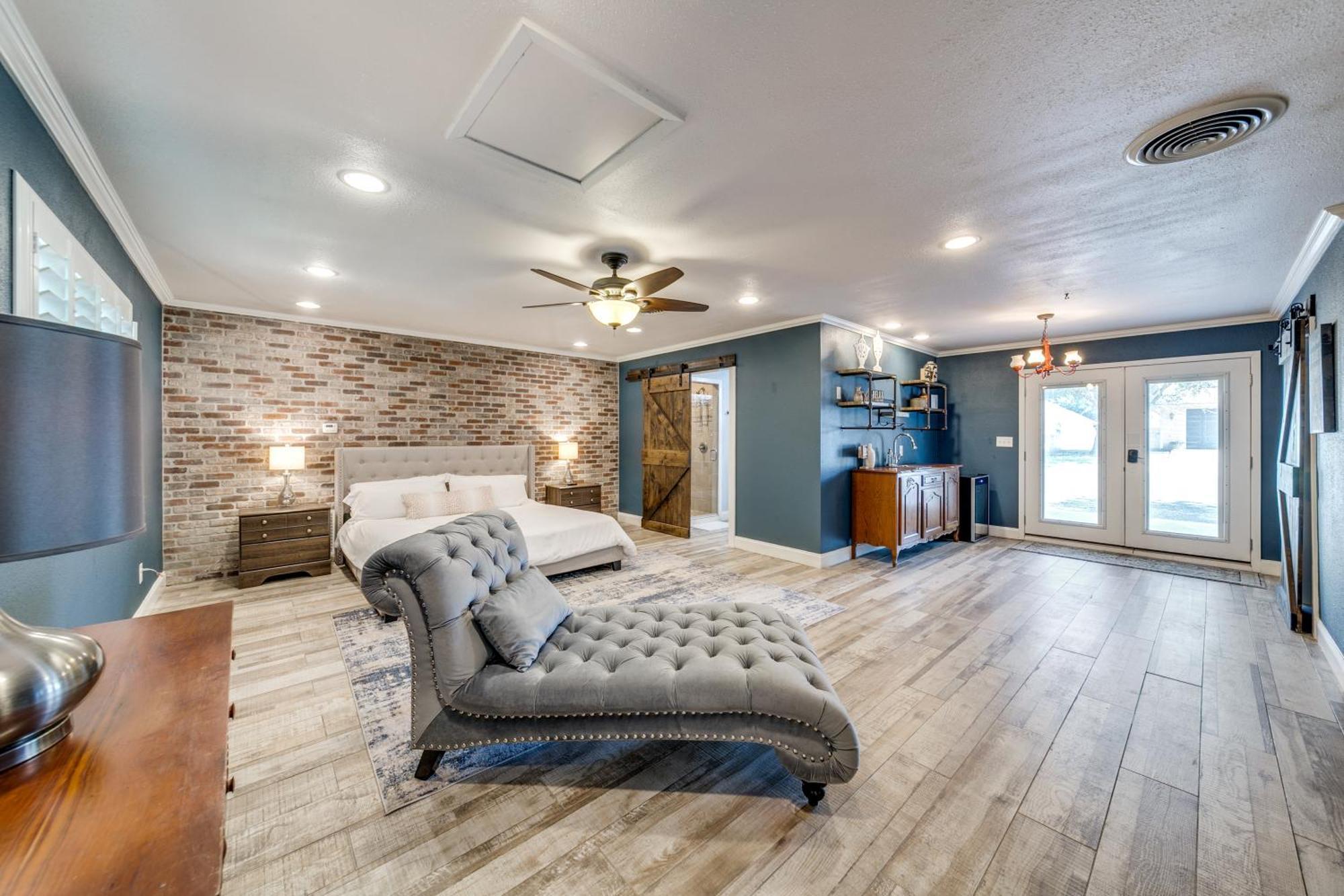 Charming Pet Friendly 4 Bdrm Home Mins To Main St And Wineries เฟรเดอริกส์เบิร์ก ภายนอก รูปภาพ